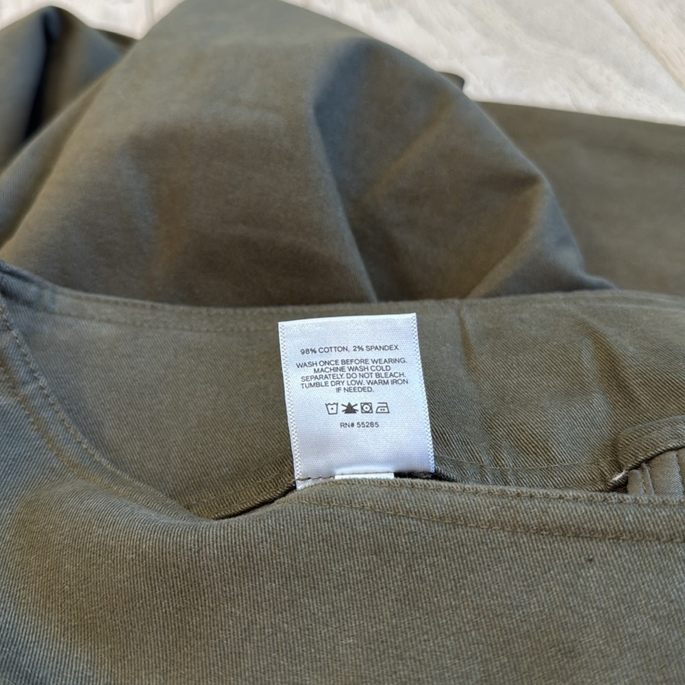 Express High Waisted Side Buckle Belt Wide Leg Pant in Size 2 - Picture 12 of 13